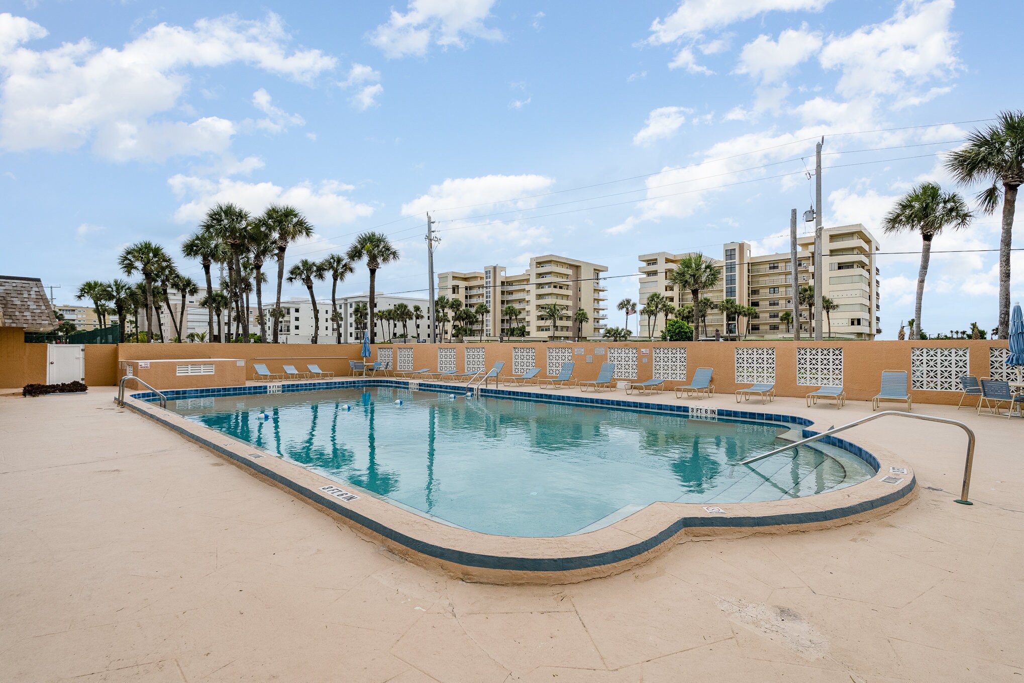 Building Photo - 2700 N Highway A1A