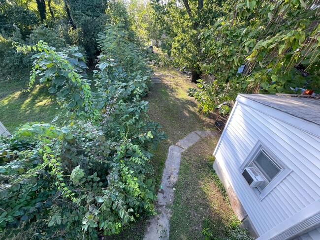 Building Photo - 58 Division St