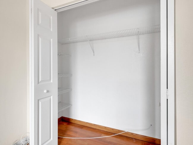 Building Photo - 6136 Sugar Loaf Ln