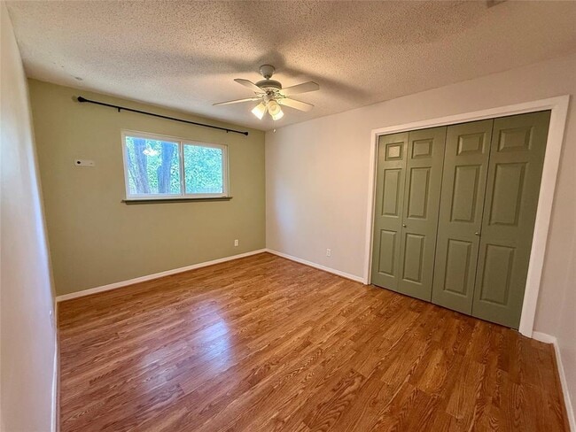 Building Photo - 6301 Emory Ln