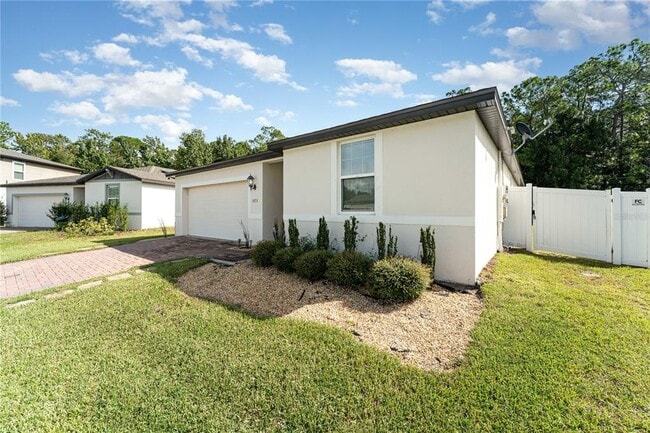 Building Photo - 573 Vista Villages Blvd