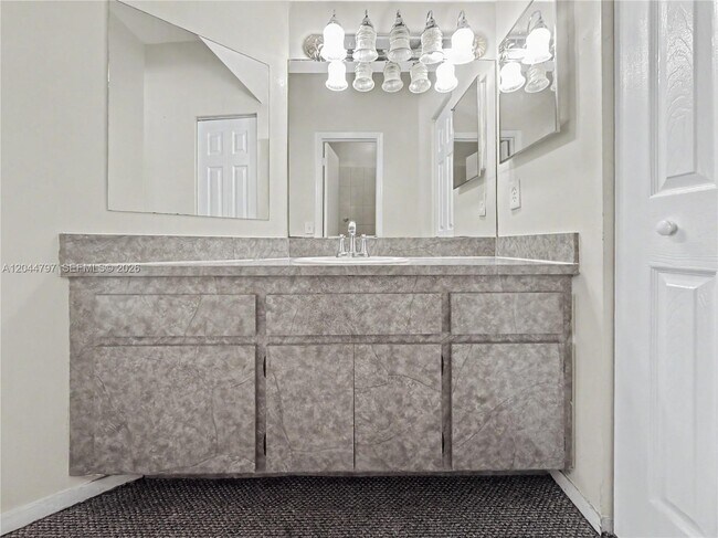 Building Photo - 20964 SW 84th Ave