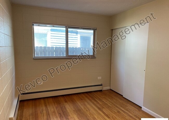 Building Photo - 419 Laporte Ave