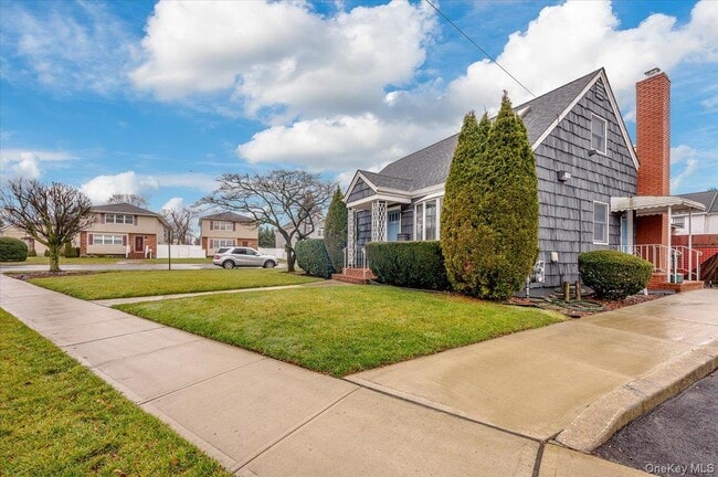 Building Photo - 150 Park Ave