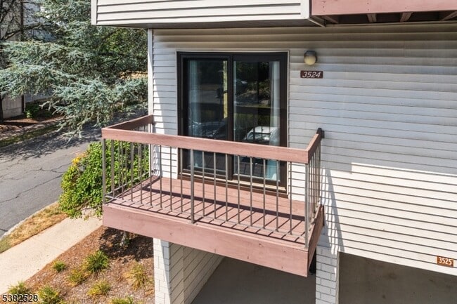 Building Photo - 3524 Richmond Ct