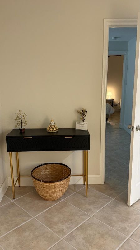 Building Photo - 1931 Mayo St