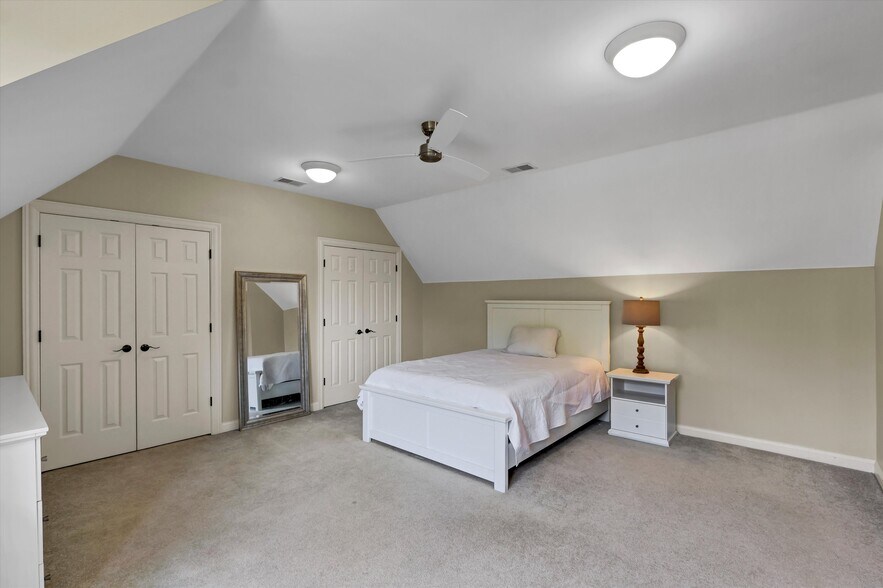 Building Photo - 2603 Locust Hill Pl