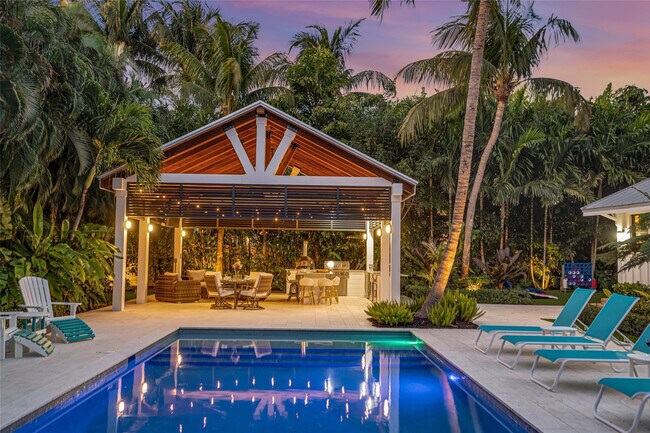 Building Photo - 450 N Swinton Ave