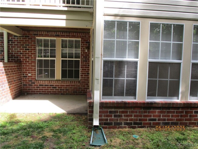 Building Photo - 3100 Wallaby Trce