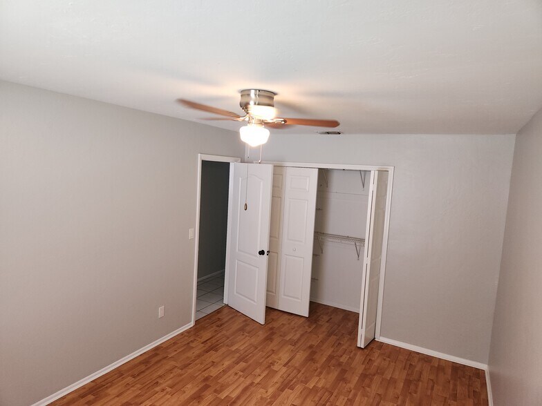 Room #4 - 408 SE 16th St