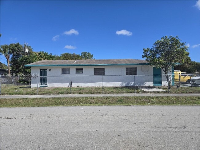 Building Photo - 2891 NW 14th St