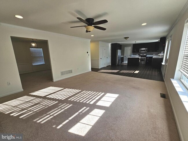 Building Photo - 269 S Marshview Terrace