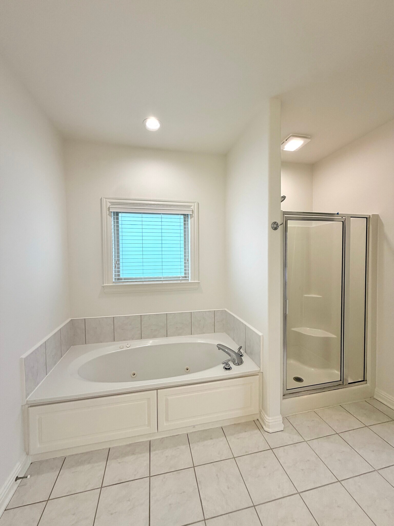 Building Photo - 5304 Wolfpen Woods Dr.