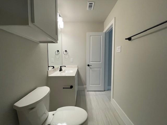 Building Photo - 3722 Milwaukee Ave