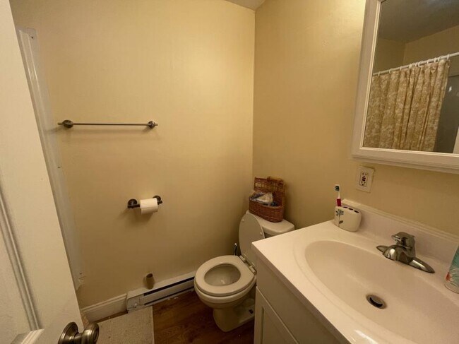 Building Photo - 2 bedroom in Boston MA 02115