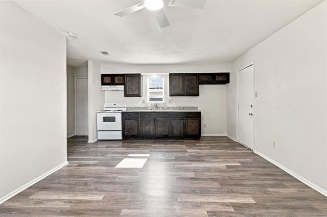 Building Photo - 1536 Coral Cut Off