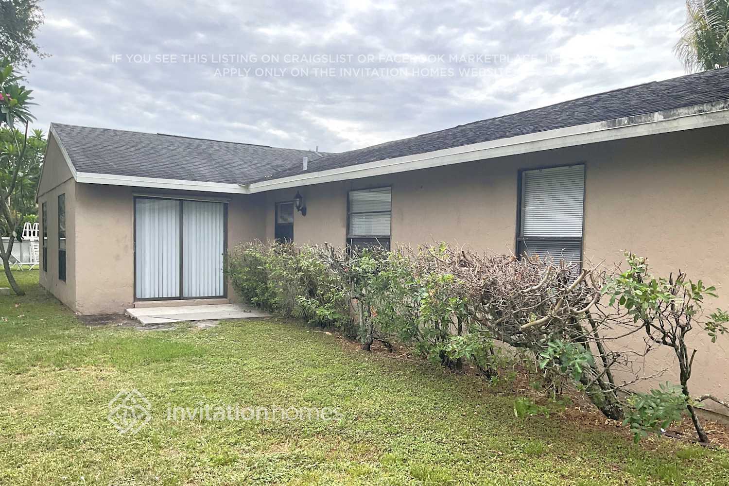 Building Photo - 1040 Grandview Cir