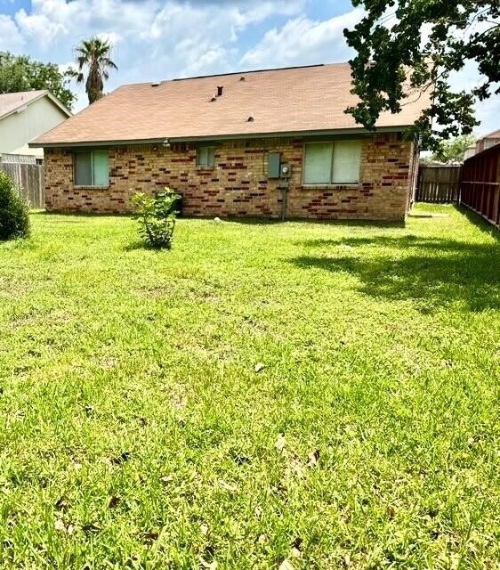 Building Photo - 13518 Townwood Dr