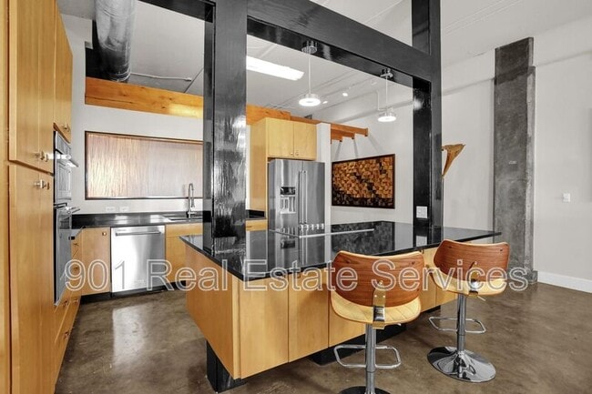 Building Photo - 505 Tennessee St