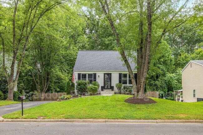 Building Photo - 5256 Sudberry Ln