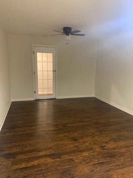 Building Photo - 716 Shadwell Dr