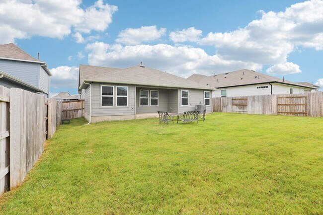 Building Photo - 109 Netherland St