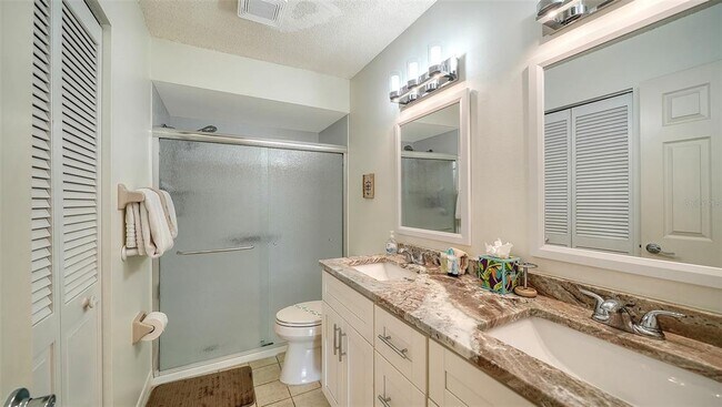 Building Photo - 6281 Timberlake Dr