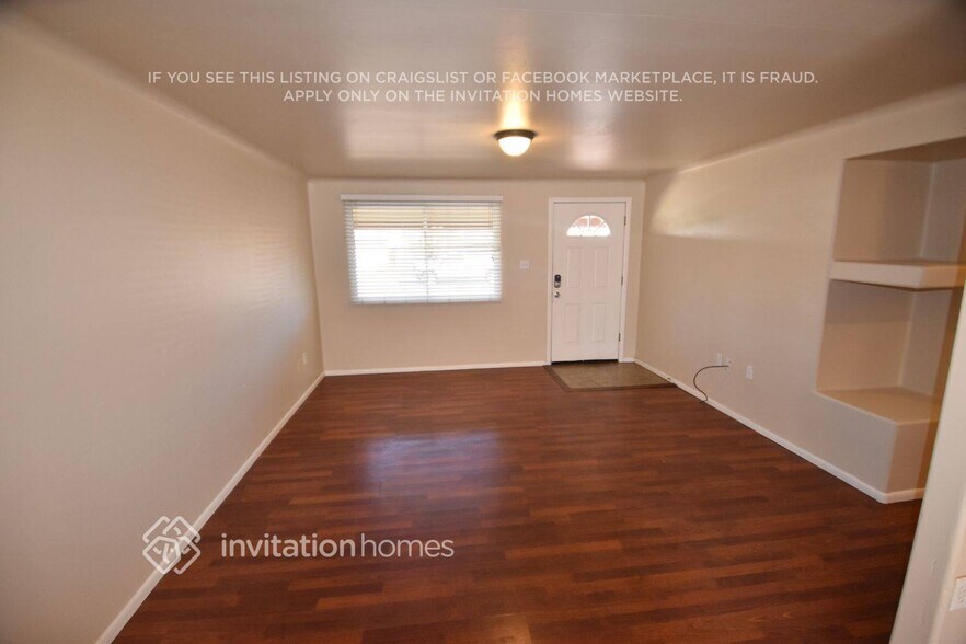 Building Photo - 13808 N 33rd St