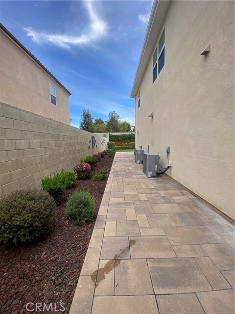 Building Photo - 125 Turnstone