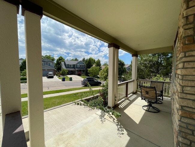 Building Photo - Beautiful two-story home located in Erie!