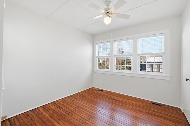 Building Photo - 1635 35th St NW