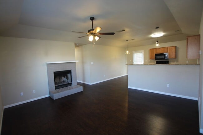 Building Photo - Coming Soon: Stunning 3 Bedroom Home in Bu...