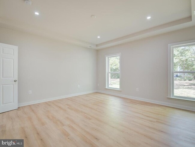 Building Photo - 14750 Jordan Ln