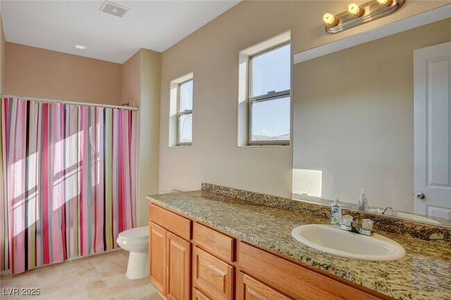 Building Photo - 44 Delighted Ave