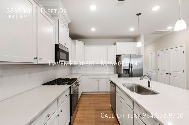 Building Photo - 3849 Well Fleet Dr