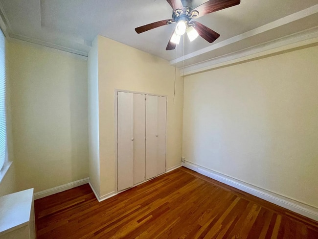 Building Photo - 565-565 Geary St