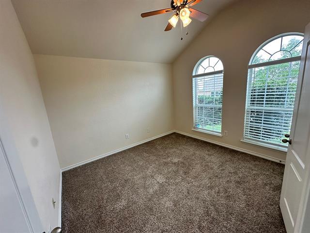 Building Photo - 13121 Evergreen Dr