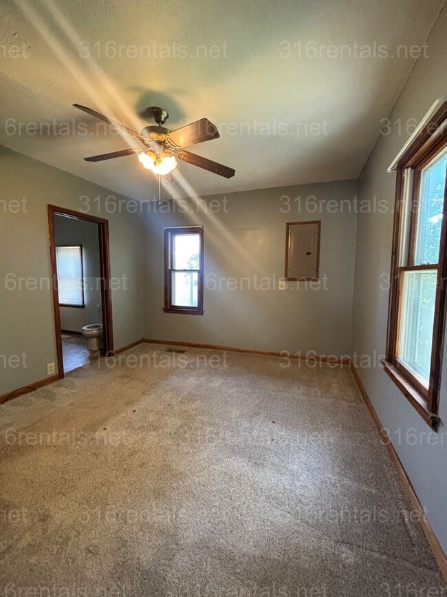 Building Photo - Two bed one bath fenced in yard house available now