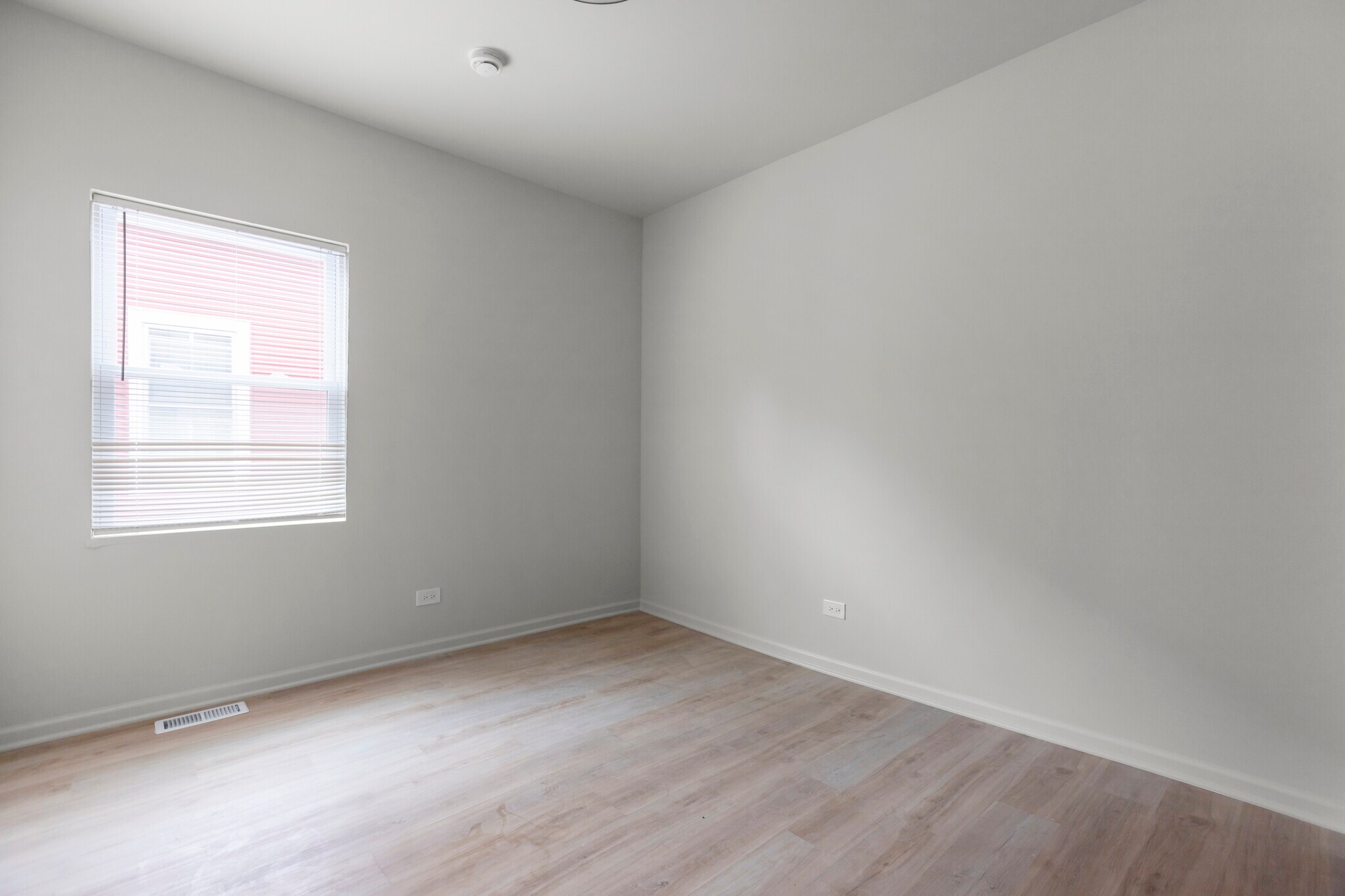 Bedroom 1 - 3121 N California Ave