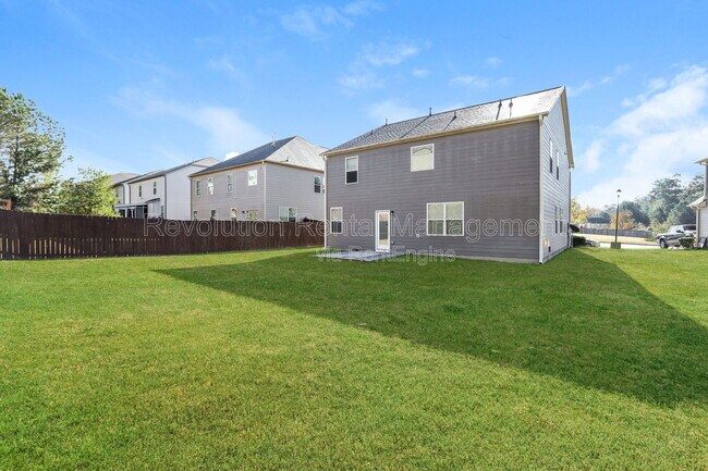 Building Photo - 823 Python Dr