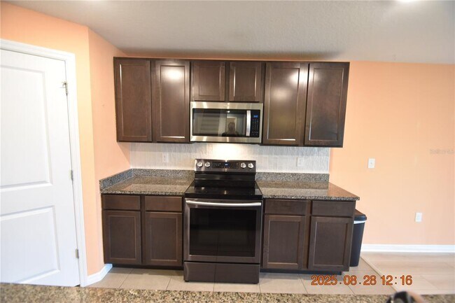 Building Photo - 8075 Broad Pointe Dr