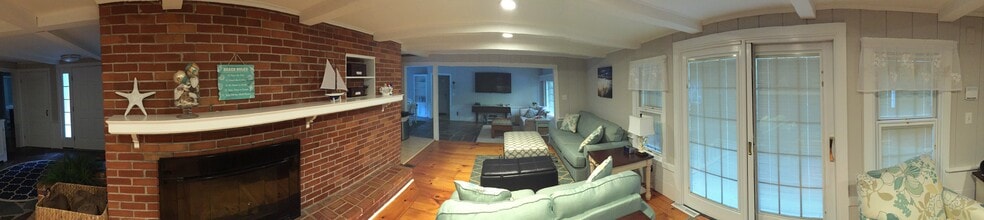 Building Photo - 53 Beach Ave