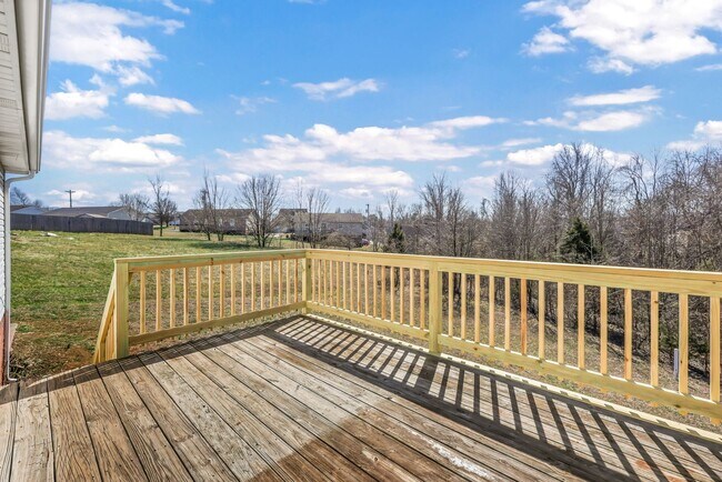 Building Photo - 1006 Bobcat Dr