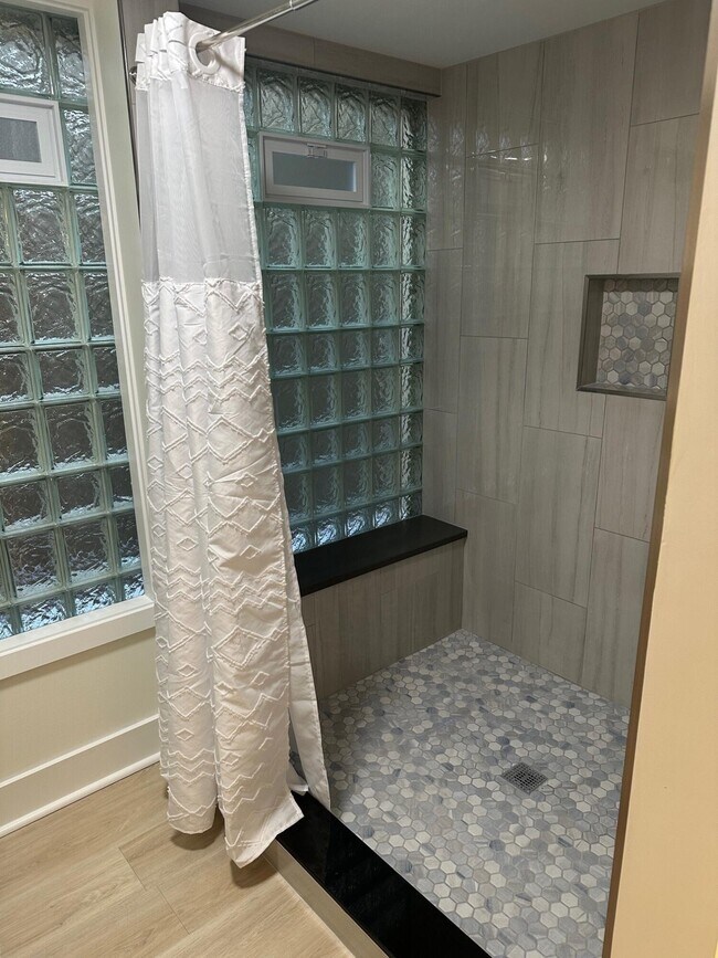 Building Photo - 1605 US-1