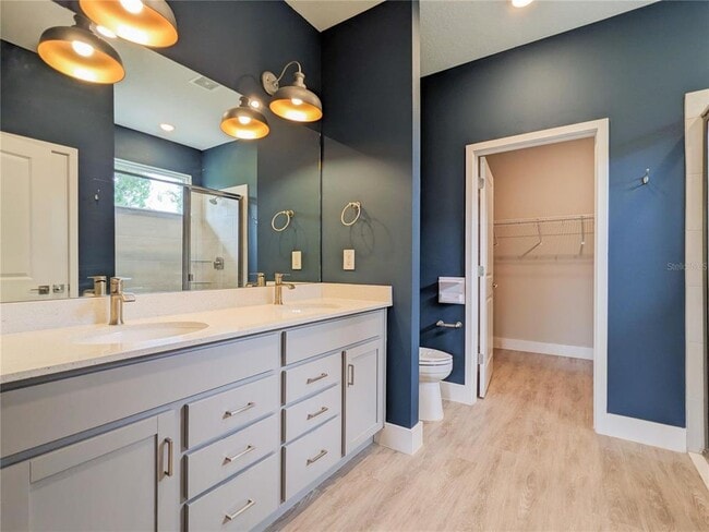 Building Photo - 7295 Minardi St