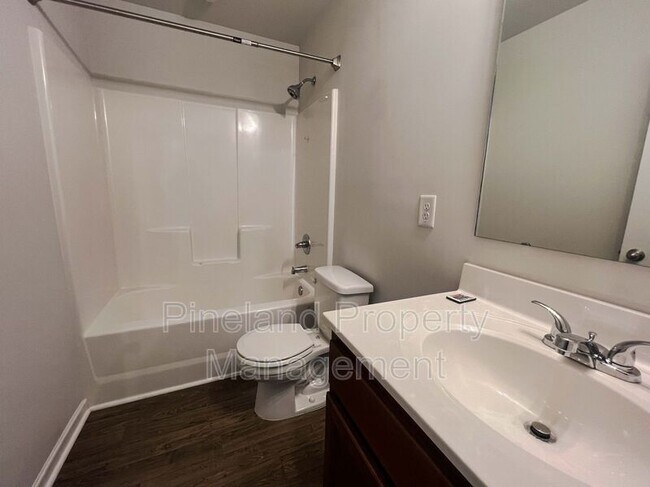 Building Photo - 1417 Demila Dr