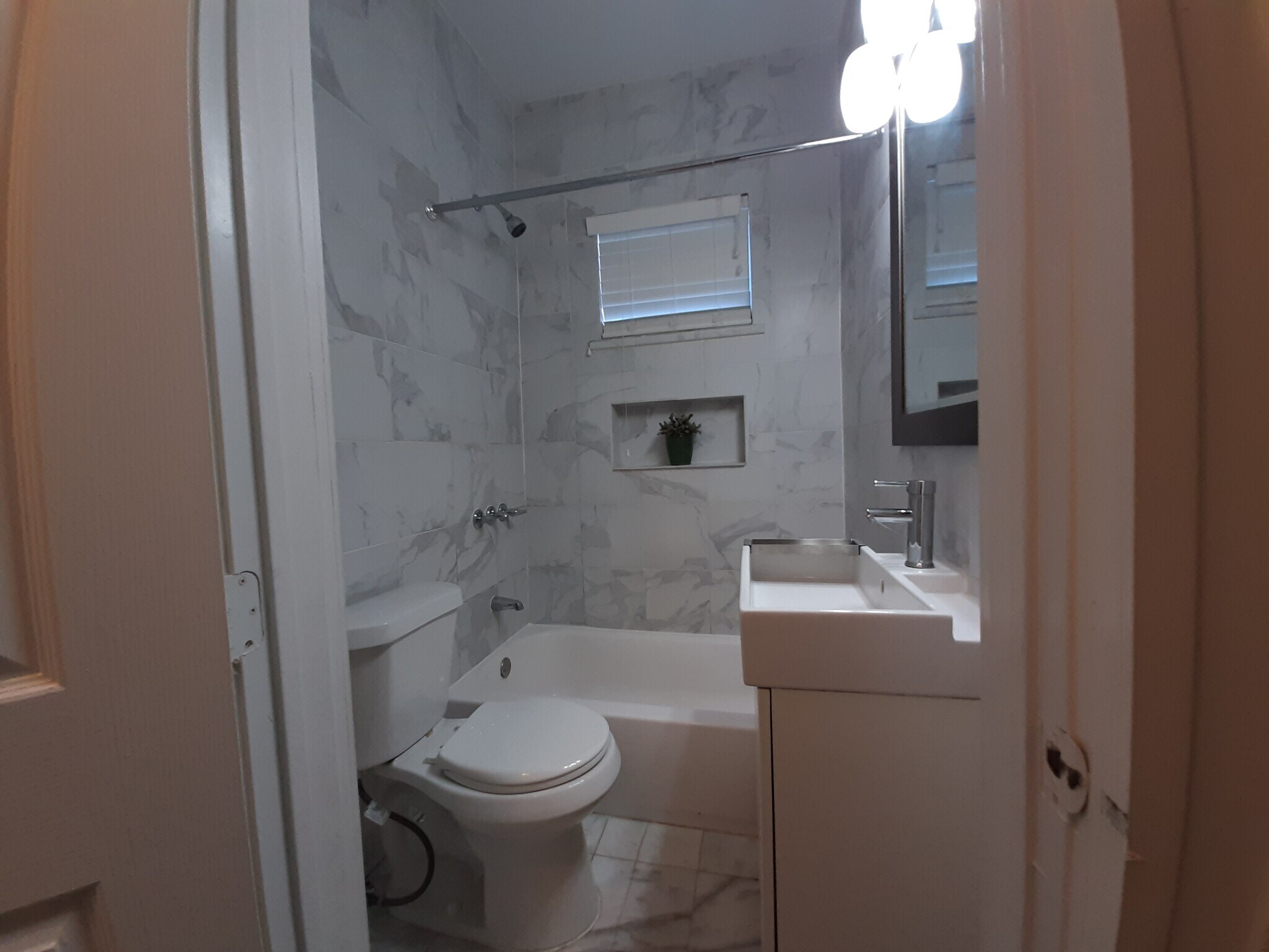 Building Photo - 4710 Reiger Ave