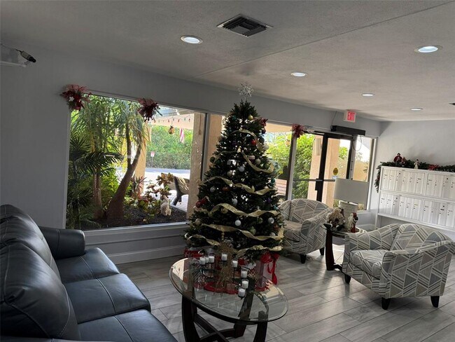 Building Photo - 25188 Marion Ave