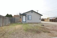 Building Photo - 220 W Dion St