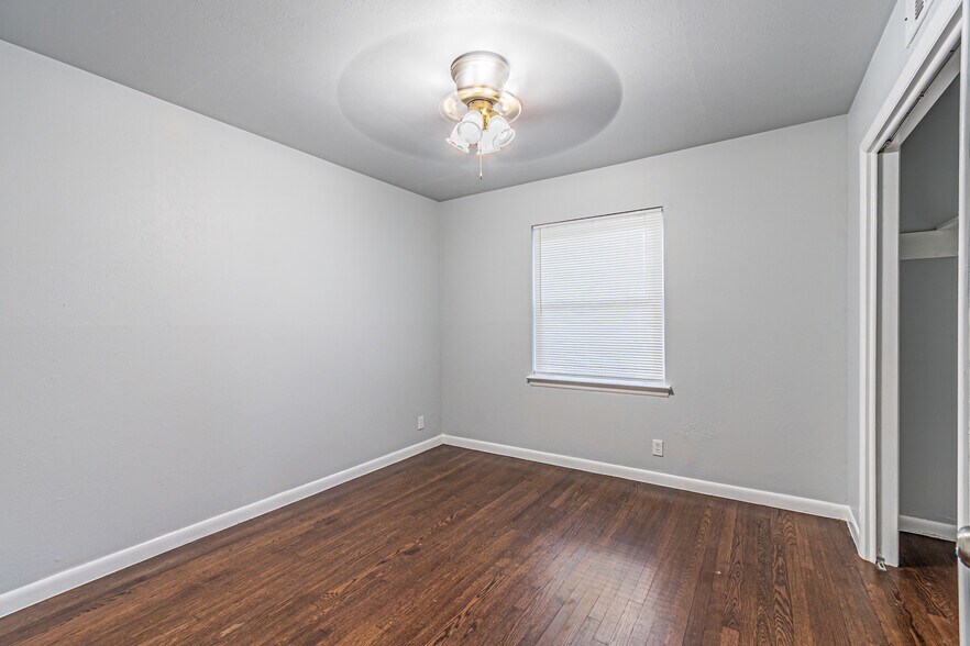 Building Photo - 1828 Baxley Dr